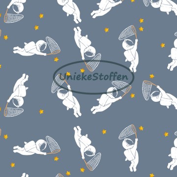 Astronautcatchingastarlight